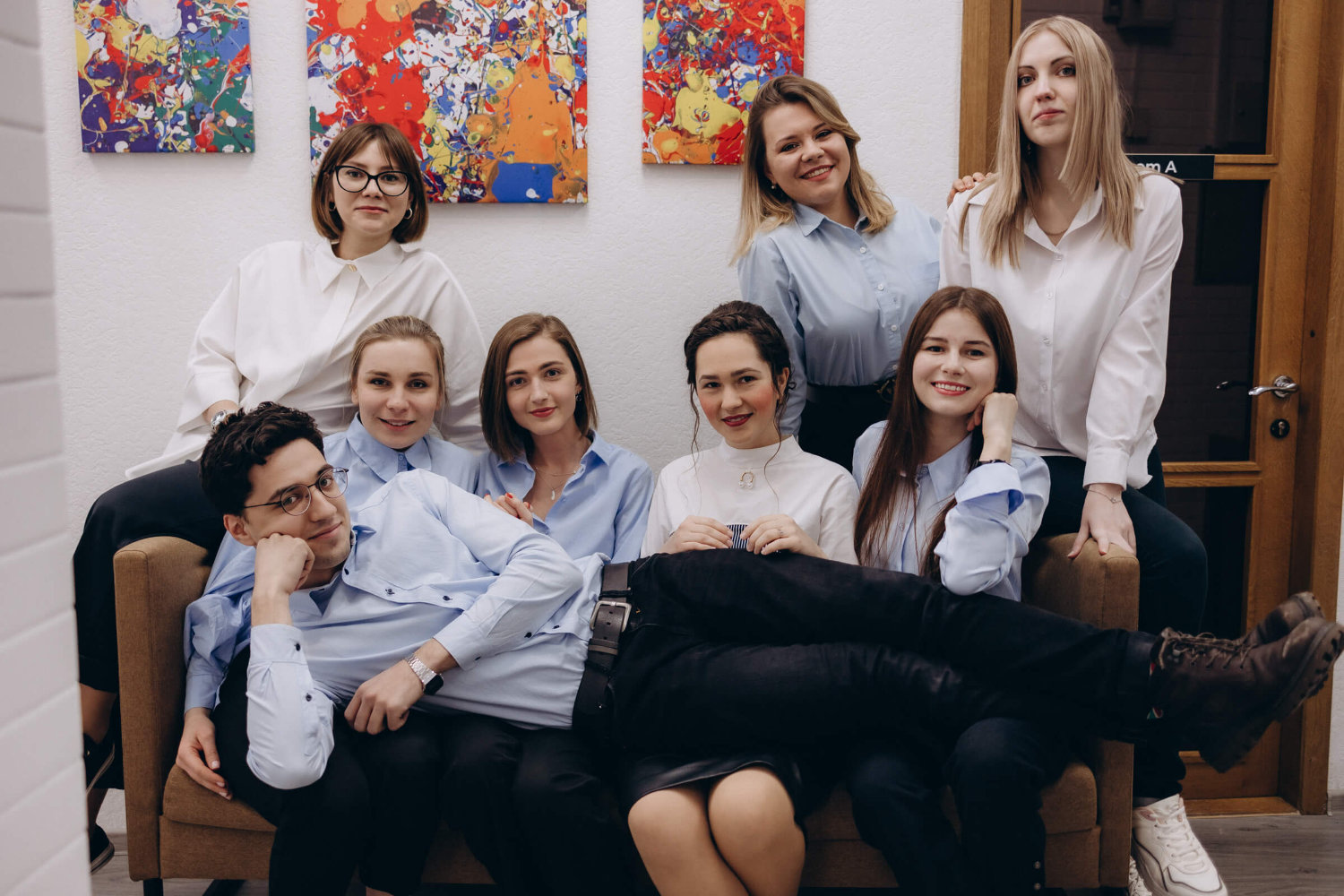 Онлайн школа англійської мови MyEnglishWorld™ — групові та індивідуальні онлайн курси англійської для дорослих і підлітків.